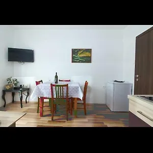 Luskino 22 Appartamento